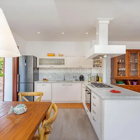 וילה Belle Greuli